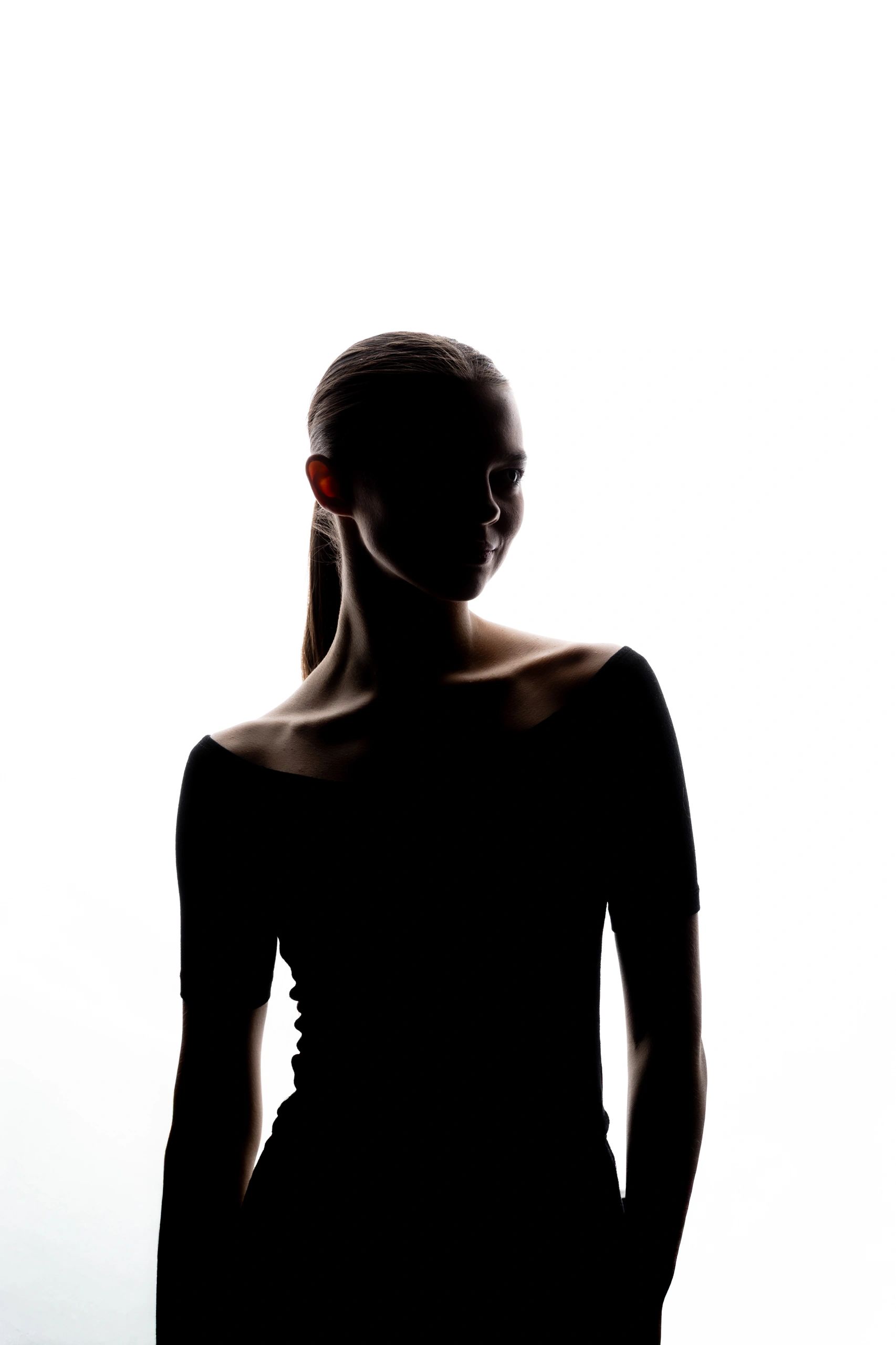 Minimal portrait silhouette of a woman